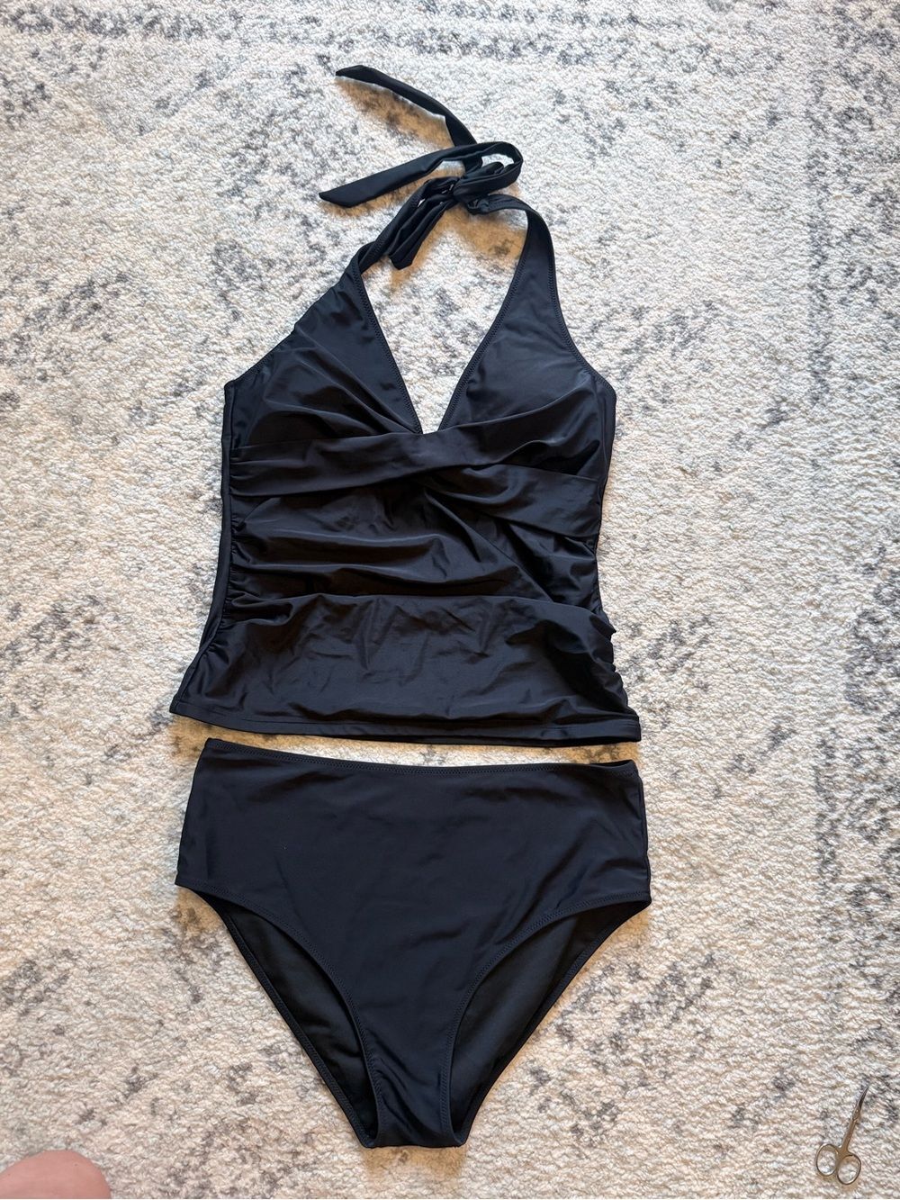 Black‎ Halter Tankini with High-Waist Bottoms
